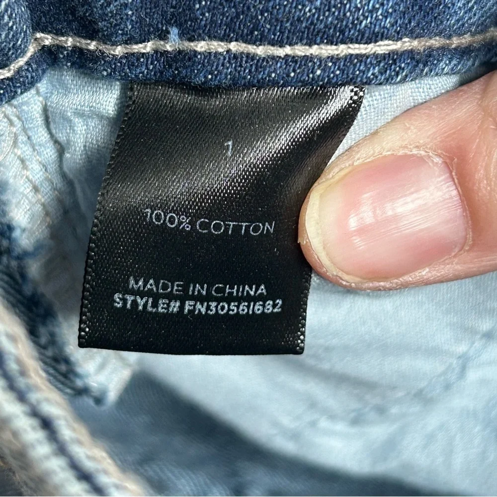 NWT Fashion Nova In My Own Lane Non Stretch Cargo Shorts-Denim